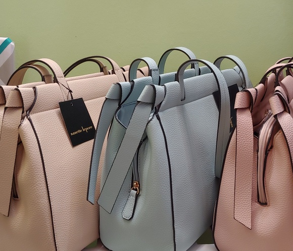 Purses - Picture 1 of 8